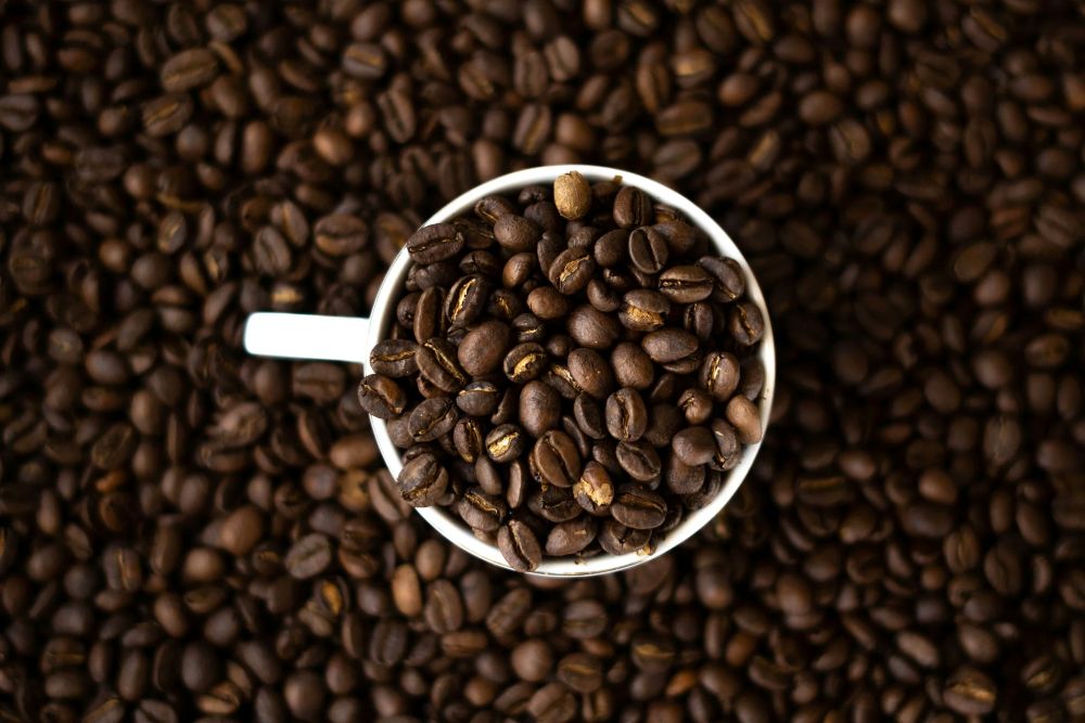 Low Acid Coffee: A Complete Guide to Smoother Sips and Happier Stomachs